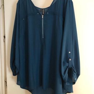 Maurice’s zip v-neck blouse